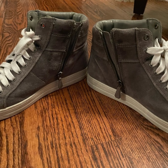 Prada suede high top sneakers - Picture 3 of 7